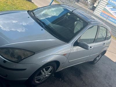 Gebraucht Ford Focus 101 PS (74 kW) 2002 Grau Limousine