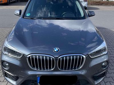 Używany BMW X1 150 KM (110 kW) 2017 Szary SUV