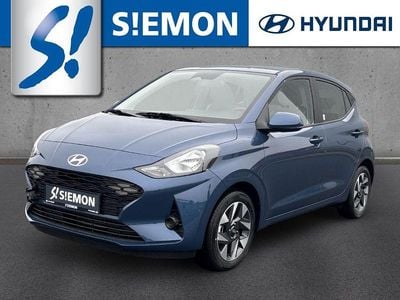 Gelb Neu 2025 Hyundai i10 Trend Kleinwagen | 18.330 € (Guter Preis)
