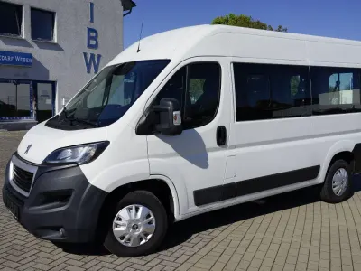 Gebraucht Peugeot Boxer Allure 140 PS (102 kW) 2020 Weiß Van