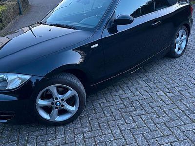 Gebraucht BMW 118 Cabriolet 143 PS (105 kW) 2008 Schwarz Cabrio