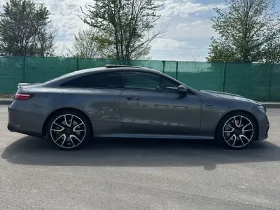 Używany Mercedes E53 AMG AMG 431 KM (317 kW) 2020 Szary
