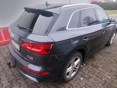 Gebraucht Audi Q5 S-Line 190 PS (139 kW) 2019 Grau SUV