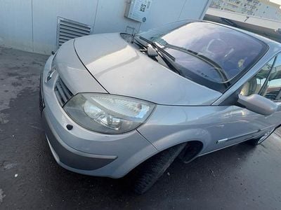 Gebraucht Renault Modus 109 PS (80 kW) 2004 Silber Van / Kleinbus