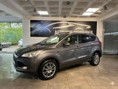 Usata Ford Kuga 163 CV (119 kW) 2014 Grigio SUV