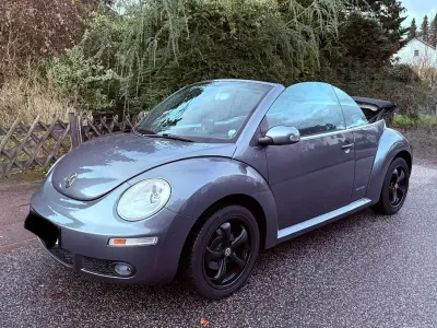 Gebraucht VW New Beetle 102 PS (75 kW) 2009 Grau Kleinwagen