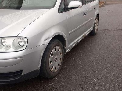 Gebraucht VW Touran 105 PS (77 kW) 2006 Silber Van / Kleinbus