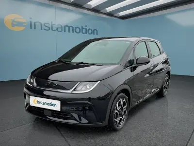 Nouă BYD Dolphin Comfort 150 kW (204 CP) 2026 Negru Hatchback