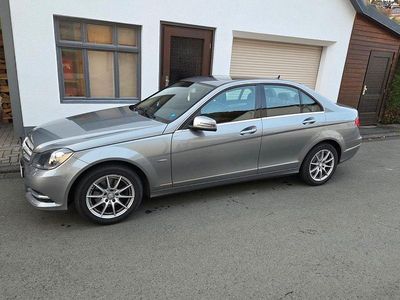 Gebraucht Mercedes C220 Avantgarde 170 PS (125 kW) 2011 Grau Limousine