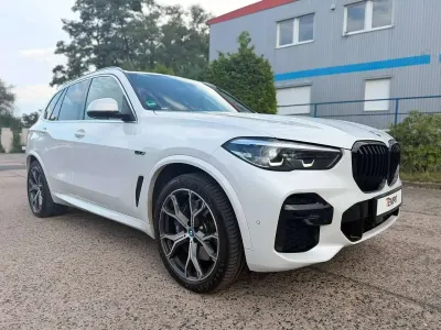 Gebraucht BMW X5 M Sport 286 PS (210 kW) 2022 Mineralweiss metallic SUV
