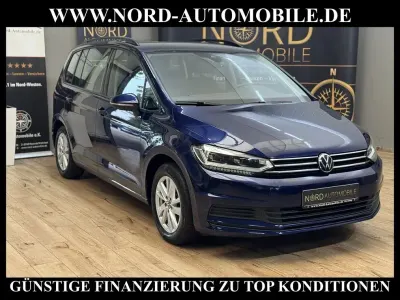 Gebraucht VW Touran Comfortline 150 PS (110 kW) 2020 Blau Van / Kleinbus
