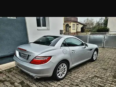 Gebraucht Mercedes SLK200 184 PS (135 kW) 2012 Silber Cabrio