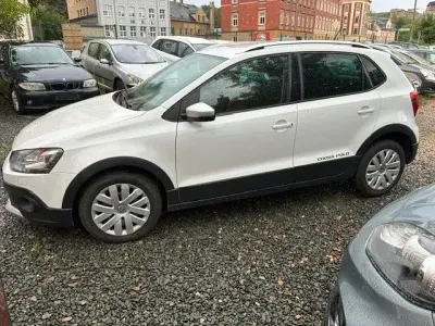 Gebraucht VW Polo Cross 90 PS (66 kW) 2016 Weiß Kleinwagen