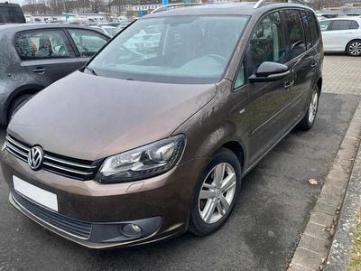 Usata VW Touran 105 CV (77 kW) 2012 Marrone Monovolume