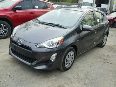 Gebraucht Toyota Prius 133 PS (97 kW) 2016 Grau Kleinwagen