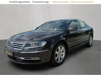 Gebraucht VW Phaeton 239 PS (175 kW) 2013 Braun Limousine