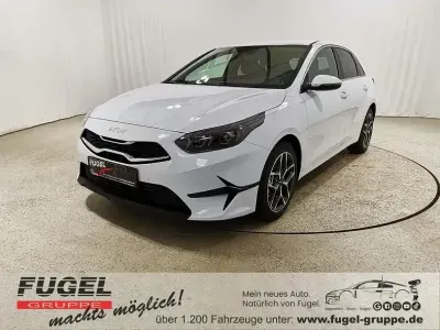 Usado Kia Ceed Style 140 CV (102 kW) 2025 Blanco Utilitario
