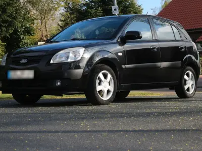 Gebraucht Kia Rio EX 97 PS (71 kW) 2006 Schwarz Limousine