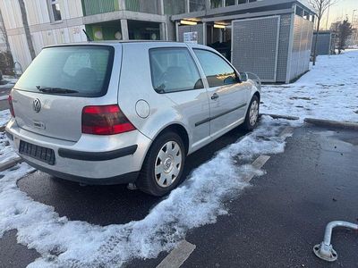 Silber Gebraucht 1999 VW Golf Basis Limousine | 1.900 € (Fairer Preis)