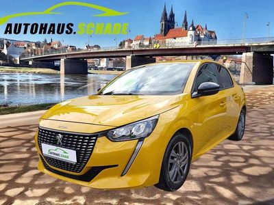 Gebraucht Peugeot 208 Active 75 PS (55 kW) 2022 Lack gelb faro/typ aussenverkl Kleinwagen