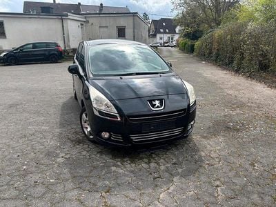 Usata Peugeot 5008 120 CV (88 kW) 2011 Nero Monovolume
