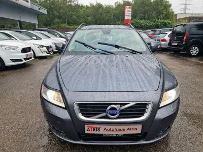 Gebraucht Volvo V50 Business Edition 114 PS (83 kW) 2011 Grau Kombi