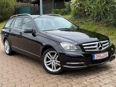 Gebraucht Mercedes C180 Avantgarde 156 PS (114 kW) 2014 Schwarz Kombi