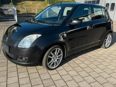 Gebraucht Suzuki Swift 90 PS (66 kW) 2010 Schwarz Kleinwagen
