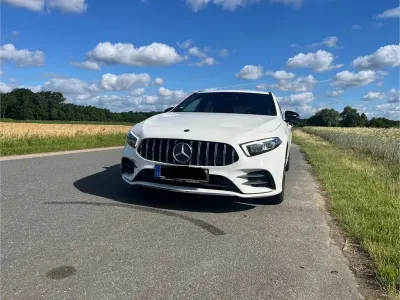 Gebraucht Mercedes A200 AMG 163 PS (119 kW) 2018 Schwarz Limousine