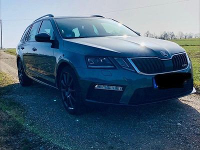 Gebraucht Skoda Octavia RS 230 PS (169 kW) 2018 Grau Kombi
