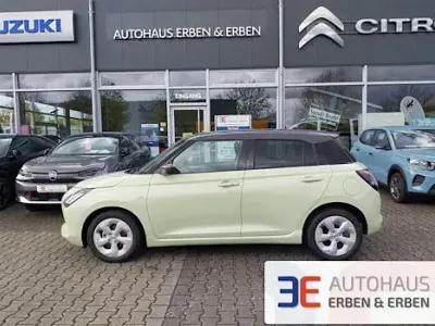 Usata Suzuki Swift Comfort 83 CV (61 kW) 2025 Grigio Berlina