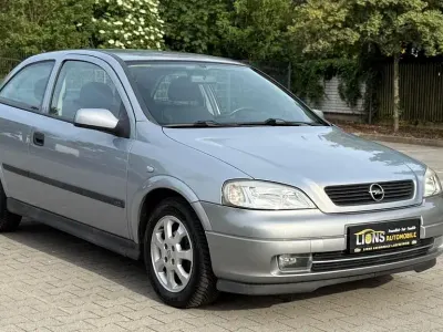 Gebraucht Opel Astra Comfort 101 PS (74 kW) 2001 Grau Limousine