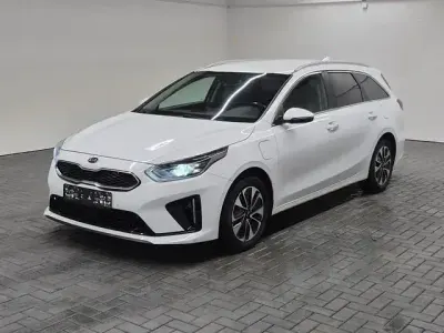 Usata Kia Ceed Sportswagon 141 CV (103 kW) 2020 Bianco Station wagon