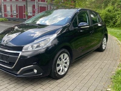 gebraucht Peugeot 208 Active