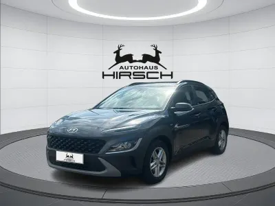 Gebraucht Hyundai Kona Select 120 PS (88 kW) 2021 Schwarz SUV