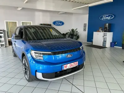 Używany Ford Explorer Premium 250 kW (340 KM) 2025 Niebieski SUV
