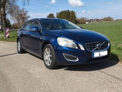 Gebraucht Volvo V60 Ocean Race 179 PS (131 kW) 2012 Blau Kombi