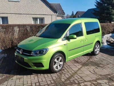 Gebraucht VW Caddy 102 PS (75 kW) 2017 Grün Van / Kleinbus