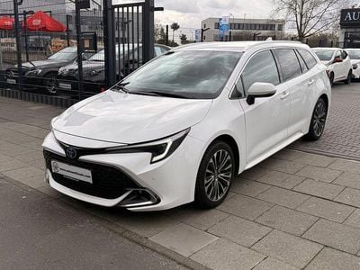 Gebraucht Toyota Corolla Team 196 PS (144 kW) 2023 Weiß Kombi