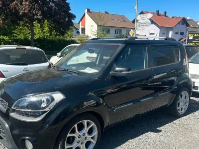 Usado Kia Soul 128 HP (94 kW) 2012 Preto SUV
