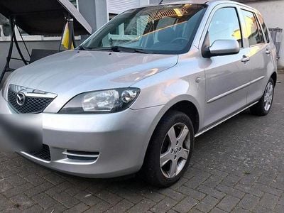 Gebraucht Mazda 2 90 PS (66 kW) 2005 Silber Kleinwagen