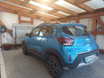 Gebraucht Dacia Spring Comfort Plus 33 kW (45 PS) 2022 Blau Kleinwagen