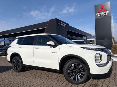 Neu Mitsubishi Outlander P-HEV Diamant Edition 306 PS (225 kW) 2026 Weiß SUV