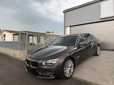 Gebraucht BMW 740L 320 PS (235 kW) 2014 Andere farben Limousine