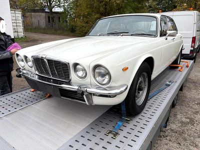 Second-hand Jaguar XJ6 169 CP (124 kW) 1977 Alb Berlinǎ