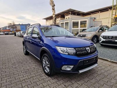 Gebraucht Dacia Sandero Prestige 90 PS (66 kW) 2020 Ironblau Kleinwagen
