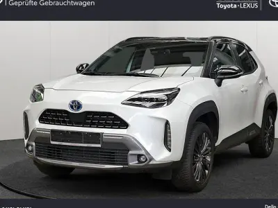 Gebraucht Toyota Yaris Cross 116 PS (85 kW) 2023 Weiß SUV