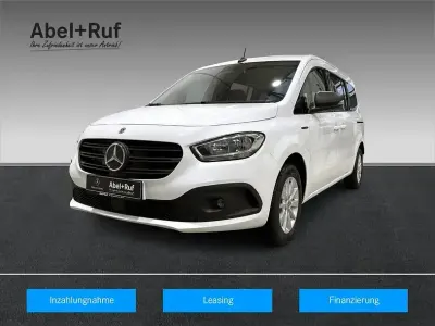 Gebraucht Mercedes eCitan 89 kW (122 PS) 2025 Arktikweiß Kombi