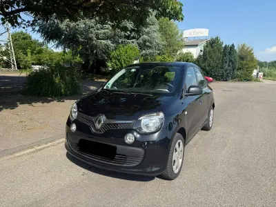 Gebraucht Renault Twingo Life 69 PS (50 kW) 2017 Schwarz Kleinwagen