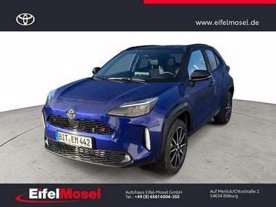Neu Toyota Yaris Cross Premium 92 PS (67 kW) 2026 Schwarz SUV